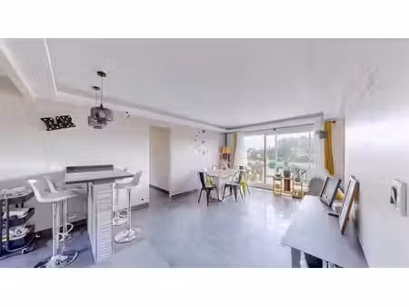 vitry sur seine dernier étage 4 pièces avec balcon