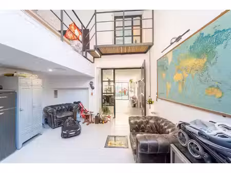 cabannes - maison rénové avec cour et garage