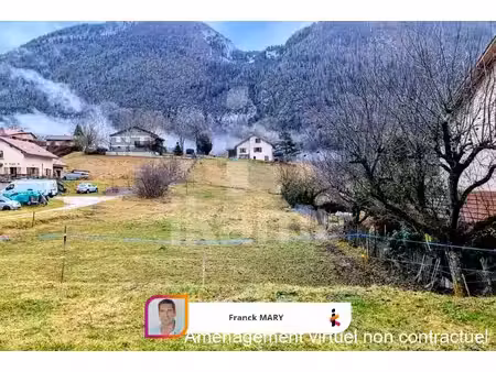 terrain à bâtir