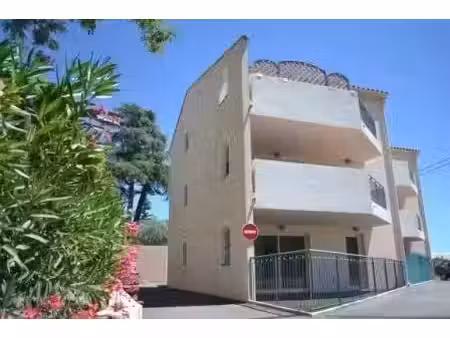 location appartement 3 pièces 67 m² à manosque (04100)  800 €