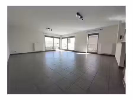appartement à louer avec 2 chambres   pecq (vbe69093)