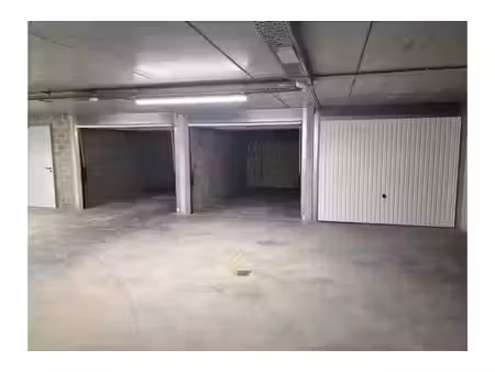 garage à louer à oude brugstraat 30 opwijk (rbw94034)