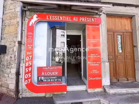 location locaux professionnels 1 pièce 22 m² à lagnieu (01150)  360 €