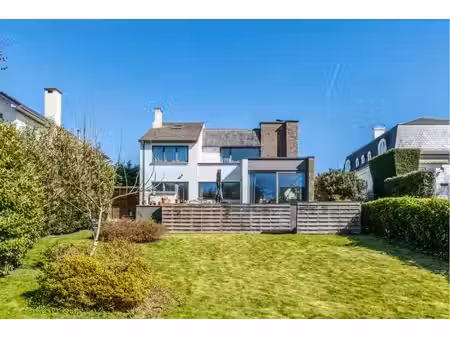 villa à louer avec garage et terrasse   waterloo (rbw94030)