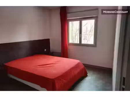 location meublée appartement 2 pièces 42 m² à talence (33400)  1 042 €