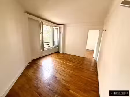 location appartement 2 pièces 47.91 m² à paris 15ème (75015)  1 550 €