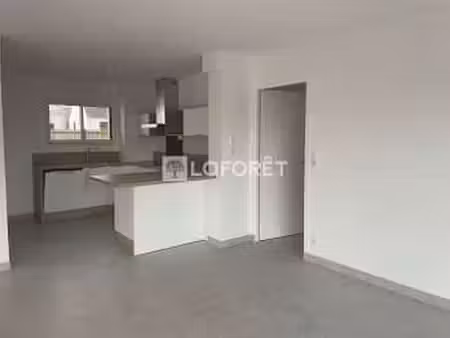 location maison à plonéour-lanvern (29720) : à louer / 100m² plonéour-lanvern