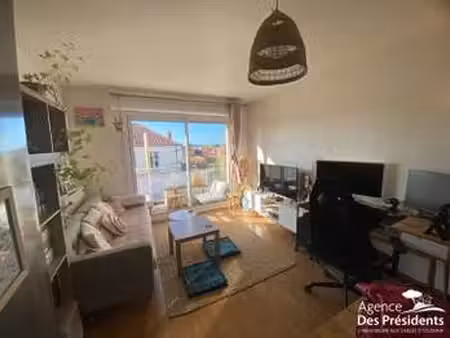 location appartement 3 pièces aux sables-d'olonne (85100) : à louer 3 pièces / 55m² les sa