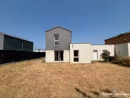 location maison à saint-berthevin (53940) : à louer / 81m² saint-berthevin