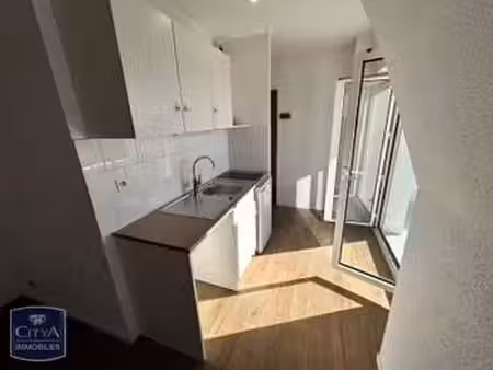 location appartement t1 à cholet (49300) : à louer t1 / 22m² cholet