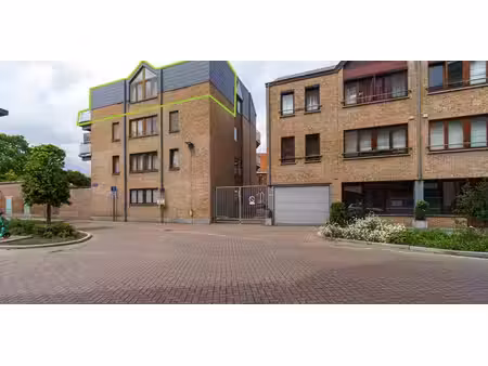 ruim appartement met twee slaapkamers in hartje mechelen