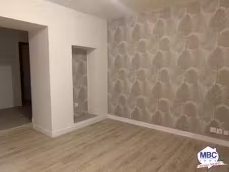 location appartement 3 pièces à saint-florent-le-vieil (49410) : à louer 3 pièces / 47m² s
