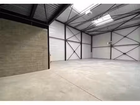 vente entrepôt marines 95640 360m²