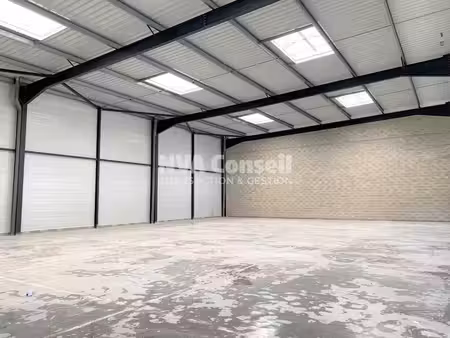 vente entrepôt marines 95640 848m²