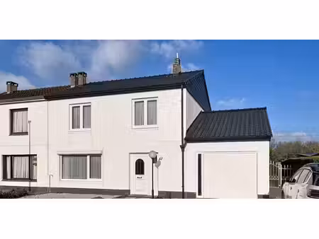 maison à louer à bilzen pour € 950 avec 3 chambres à coucher