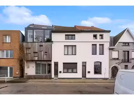 gezinswoning met 4 slaapkamers