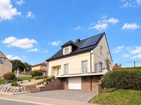 te koop  ruime open bebouwing met opslagruimte (90m²) en ...
