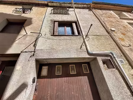 maison de village à saint-esteve de 47m² avec garage !