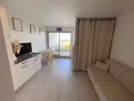 location meublée appartement 1 pièce 23.79 m² à la grande-motte (34280)  580 €