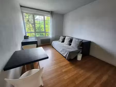 location meublée appartement 1 pièce 21.9 m² à pessac (33600)  590 €