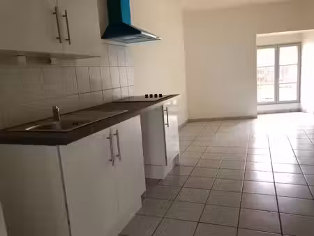 location appartement 1 pièce 24.58 m² à beaugency (45190)  310 €