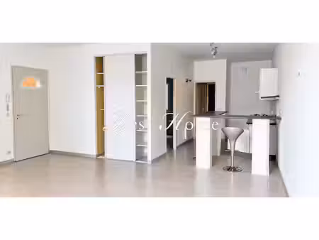 location appartement 2 pièces 58 m² à caveirac (30820)  543 €