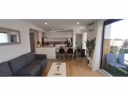 location meublée appartement 5 pièces 96 m² à perpignan (66000)  405 €