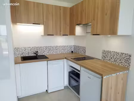 appartement t2 de 40m2 + balcon + parking