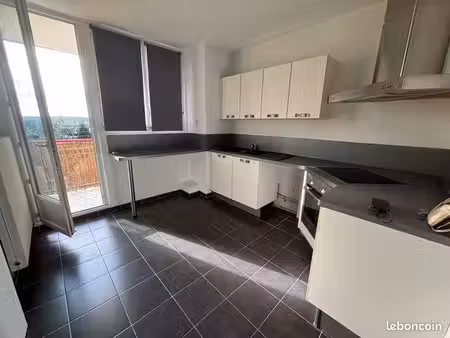 appartement t3 quartier oasis/huchepie