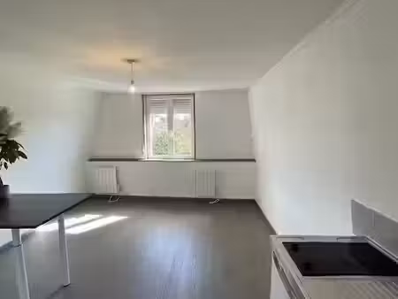 location appartement 3 pièces 38 m² à le quesnoy (59530)  485 €