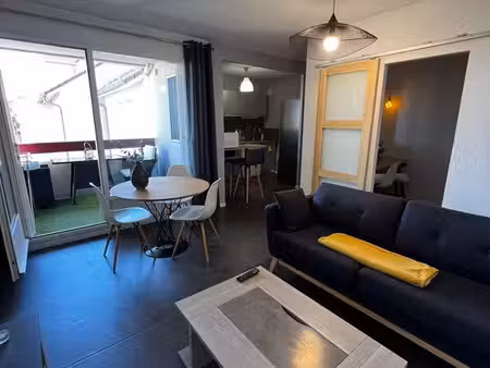 t2 bis meublé 55 m² – terrasse – ascenseur – résidence sécurisée