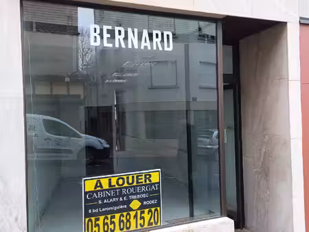 local commercial centre ville