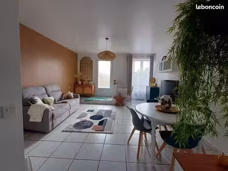 maison une chambre avec jardin