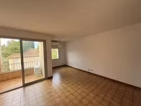 location appartement 3 pièces 41.9 m² à carcassonne (11000)  535 €