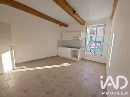 location appartement 3 pièces 45 m² à le bousquet-d'orb (34260)  517 €