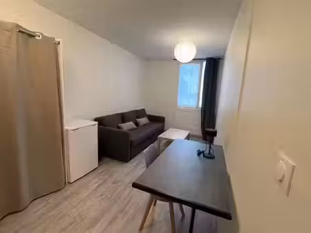 location meublée appartement 1 pièce 85 m² à évry-courcouronnes (91000)  520 €