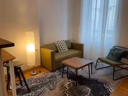 location meublée appartement 2 pièces 25 m² à marseille 6ème (13006)  600 €