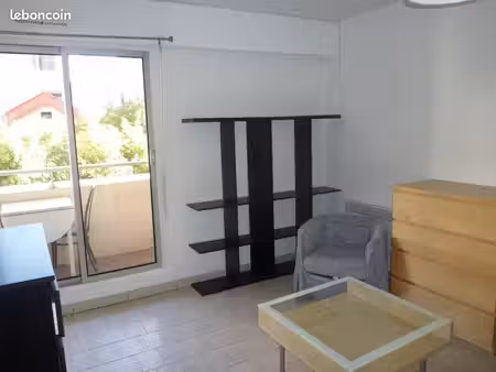 studio 1 pièce 24 m²