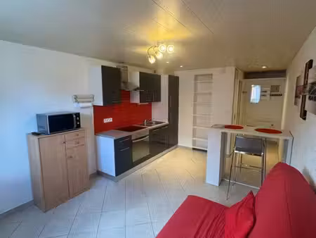 studio meublé avec garage