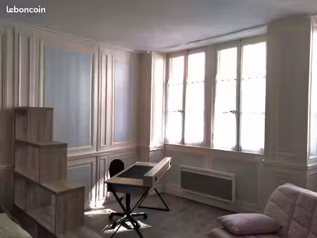 a louer centre-ville de besançon t1 meublé 40m2