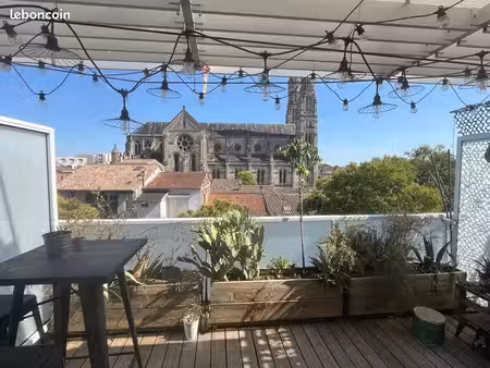 location meublée studio optimisé lumineux avec terrasse et vue imprenable sans vis-à-vis  