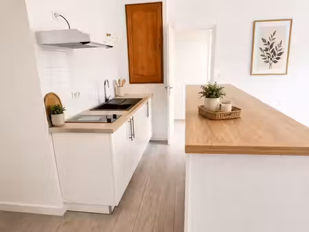 a louer  appartement t3 chalus - chauffage inclut dans le loyer