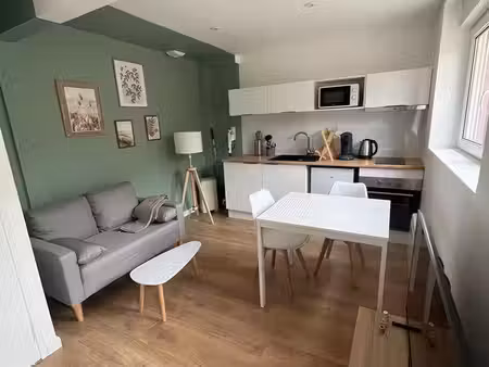 ? bel appartement t3 rénové – espace et modernité en bord de mer ?