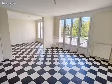 appartement 3 pièces 66 m²