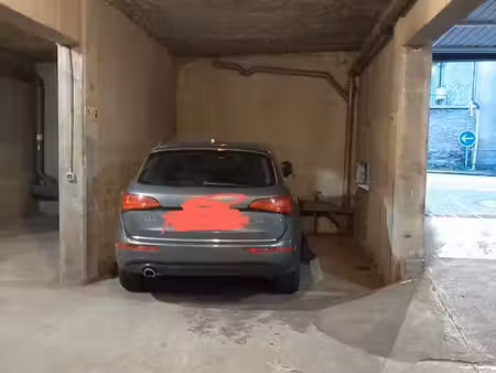 location garage fermé laval quartier préfecture