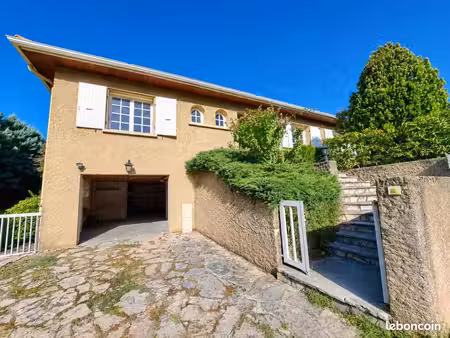 maison 4 pièces 120 m²