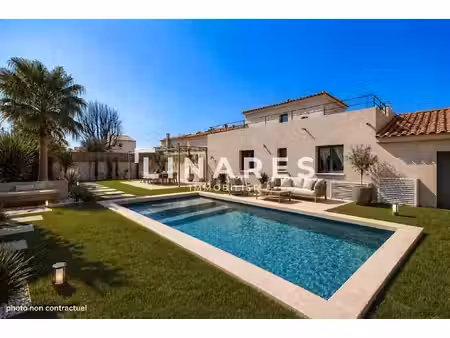 california family - villa t5 de 164m² - terrain de 820m² - jardin/piscine - terrasse - dou