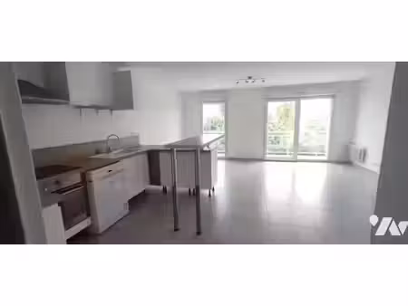 location appartement 70.72 m² à chalons-en-champagne (51000)  680 €