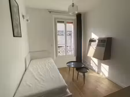 location meublée appartement 1 pièce 12 m² à paris 17ème (75017)  680 €