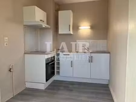 location appartement 2 pièces à alençon (61000) : à louer 2 pièces / 47m² alençon
